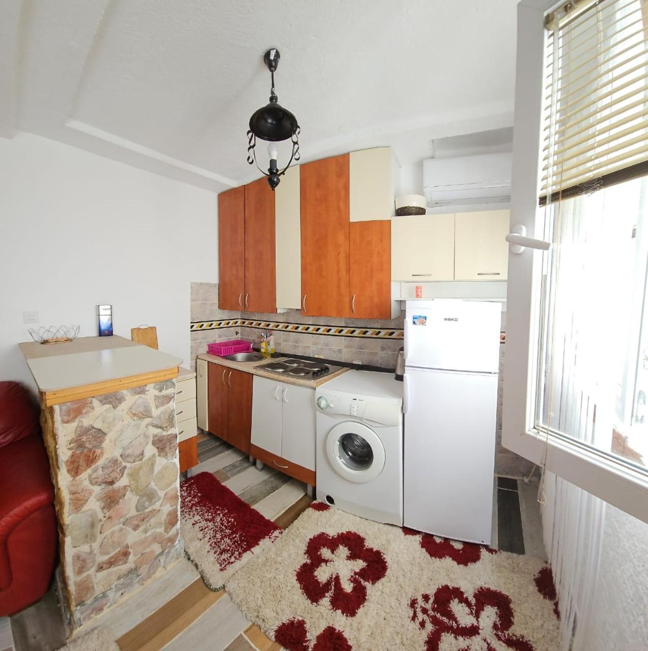 Apartman Studio Nedovic 부드바 외부 사진